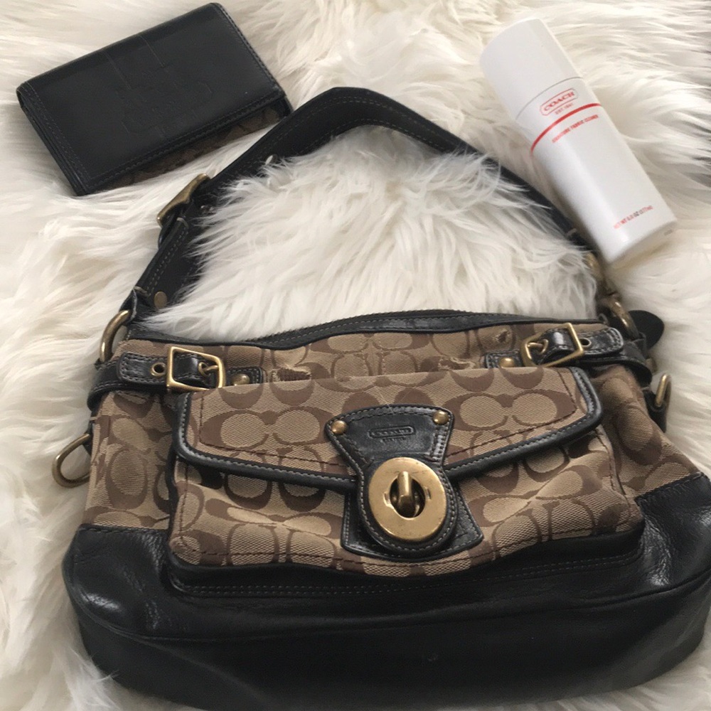 Coach purse and wallet